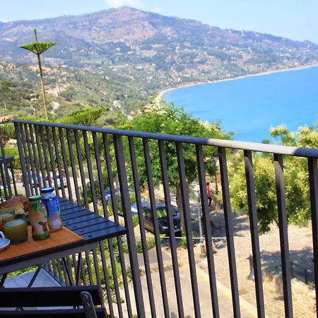 Appartamento Vista Mare Sulla Rocca Di Cefalù